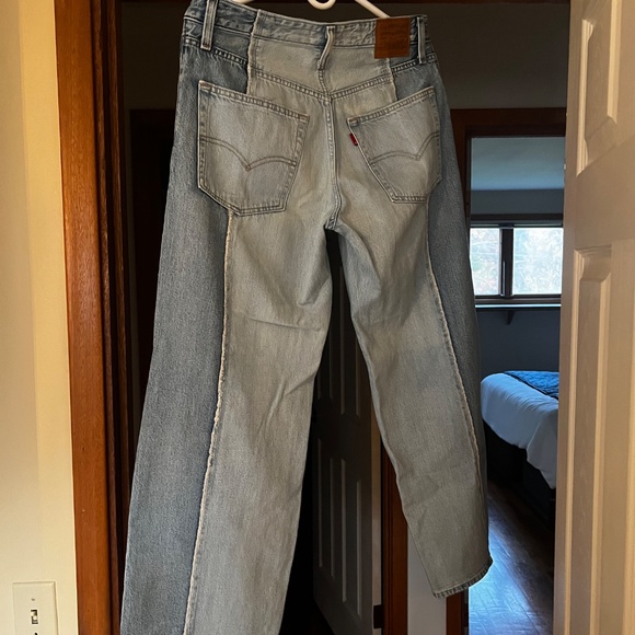 Levi’s Baggy Dad Jeans - Picture 2 of 3